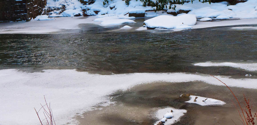2007_512e469d454ee.jpg 900X439 px