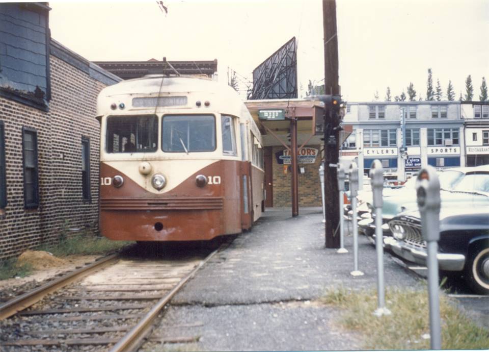 Car #10 @ Ardmore Date UNK.jpg